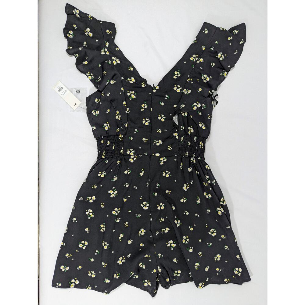 NWT Flutter Sleeve Romper Women's Medium Black - Picture 7 of 9